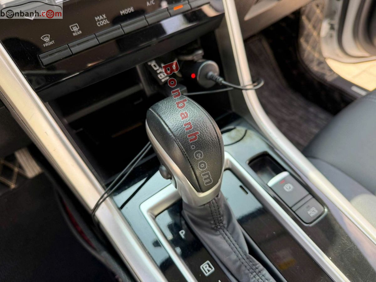 Bán ô tô Mitsubishi Xpander Cross 1.5 AT - 2024 - xe cũ