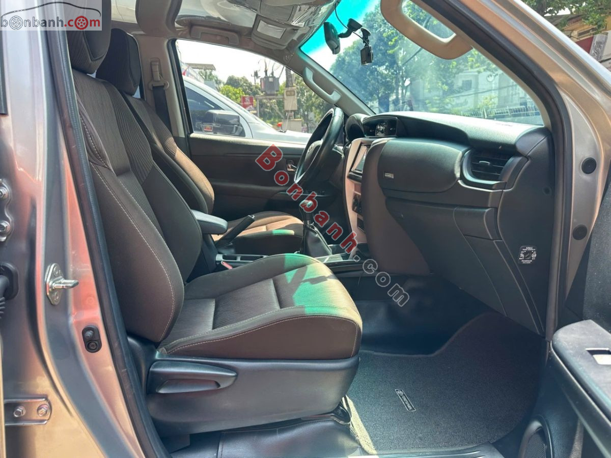 Bán ô tô Toyota Fortuner 2.4G 4x2 MT - 2017 - xe cũ