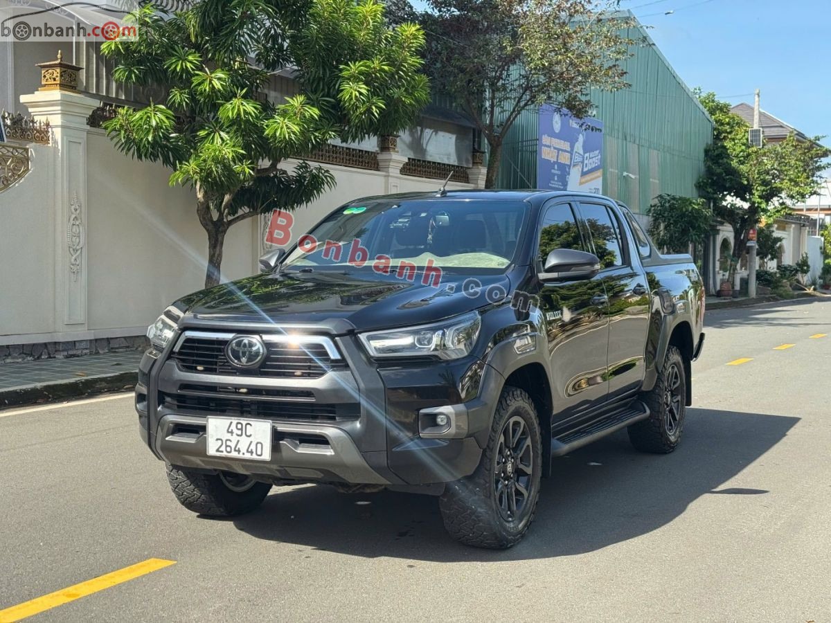 Bán ô tô Toyota Hilux 2.8L 4x4 AT - 2021 - xe cũ