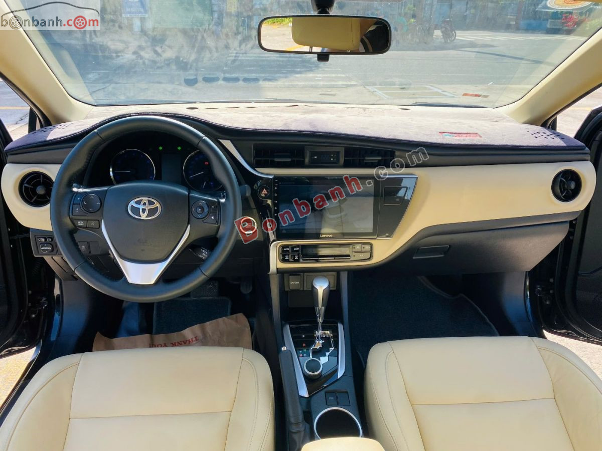 Bán ô tô Toyota Corolla altis 1.8E AT - 2021 - xe cũ