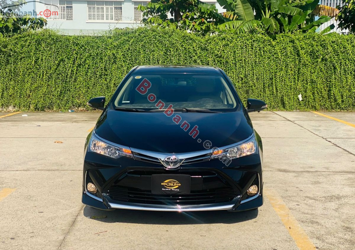 Bán ô tô Toyota Corolla altis 1.8E AT - 2021 - xe cũ