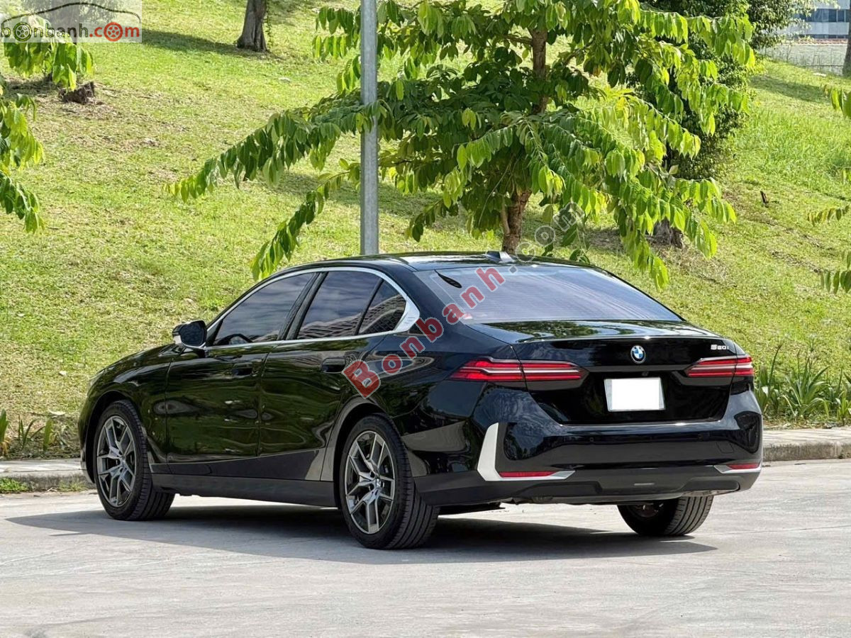 Bán ô tô BMW 5 Series 520i Premium - 2025 - xe cũ