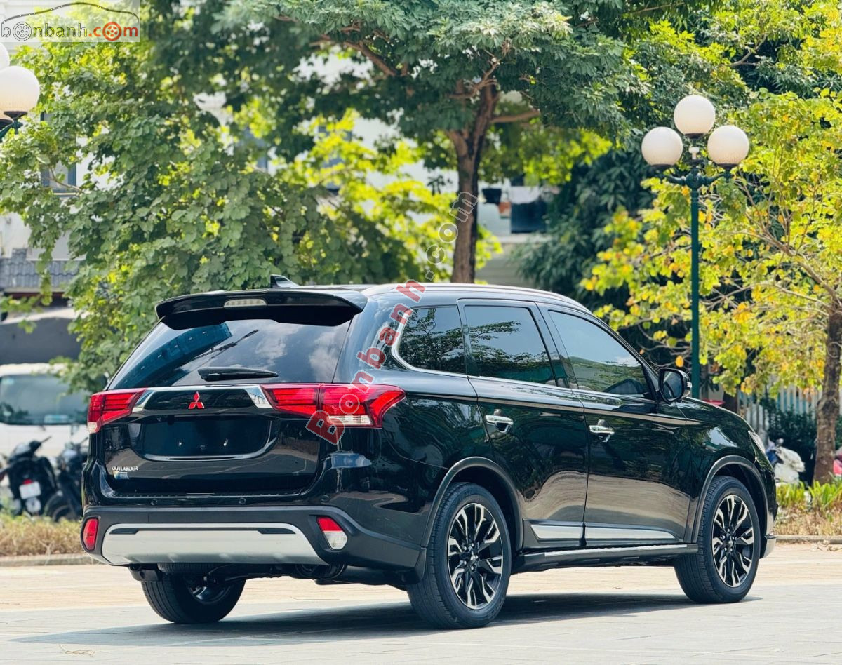 Bán ô tô Mitsubishi Outlander 2.0 CVT Premium - 2020 - xe cũ