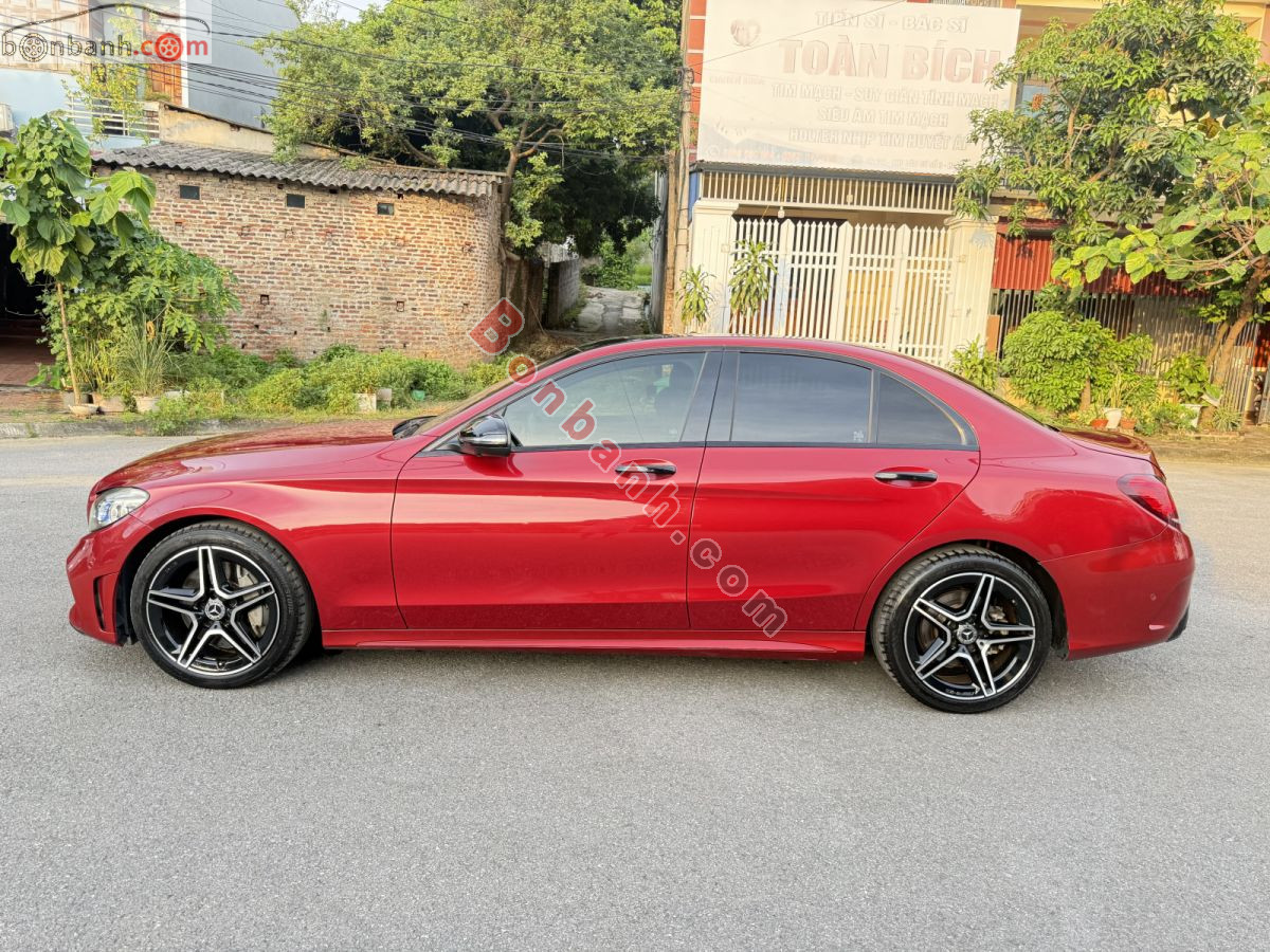 Bán ô tô Mercedes Benz C class C300 AMG - 2019 - xe cũ
