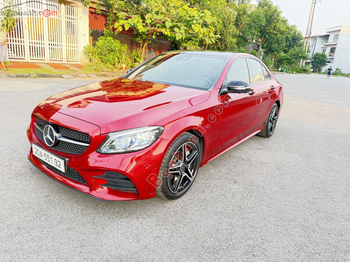 Bán ô tô Mercedes Benz C class C300 AMG - 2019 - xe cũ