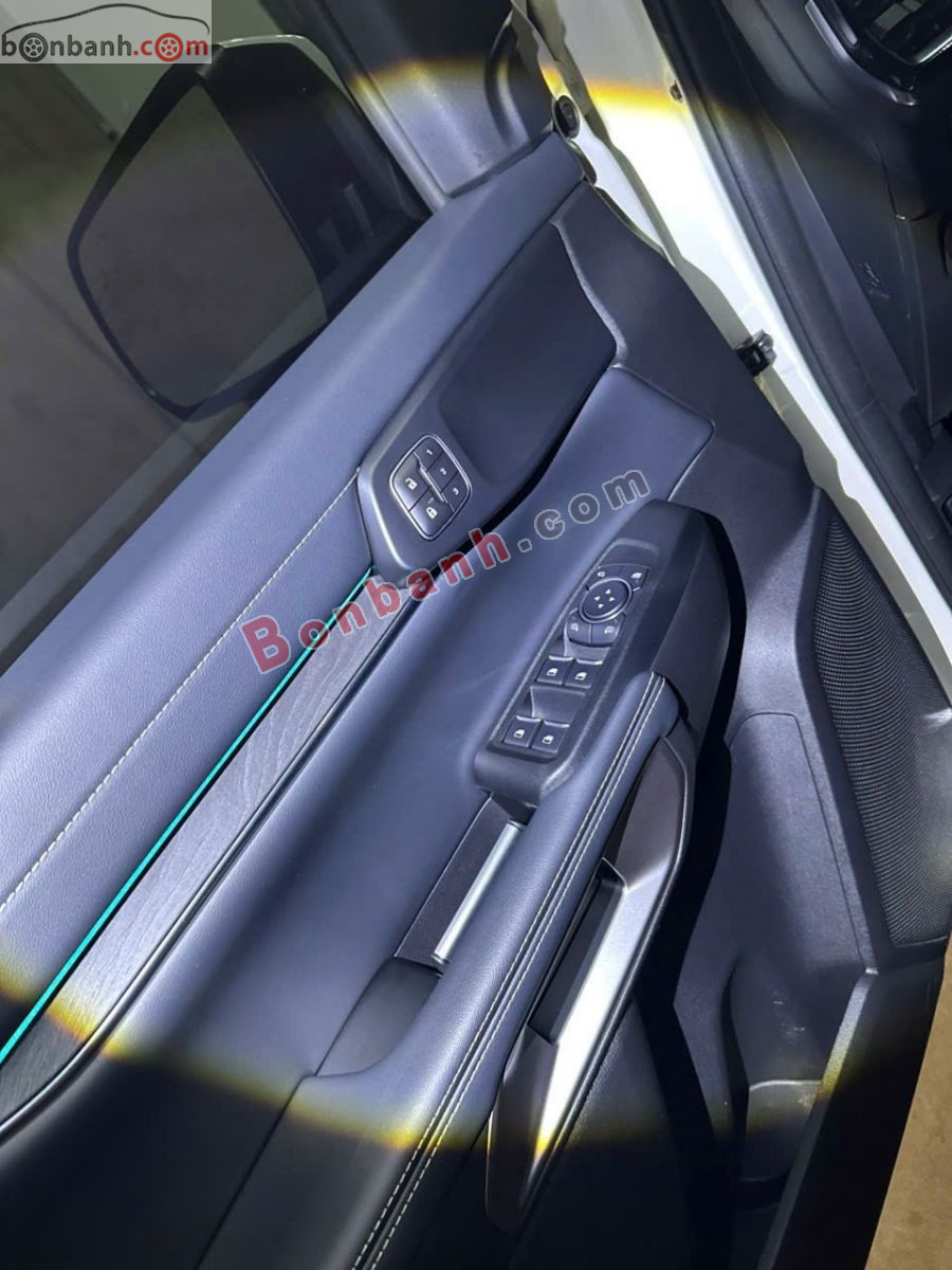 Bán ô tô Ford Everest Platinum 2.0L 4x4 AT - 2025 - xe cũ