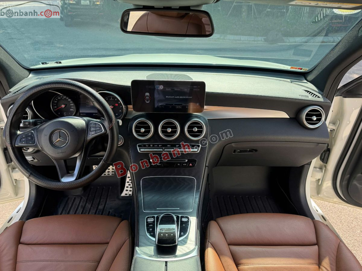 Bán ô tô Mercedes Benz GLC 300 4Matic - 2017 - xe cũ