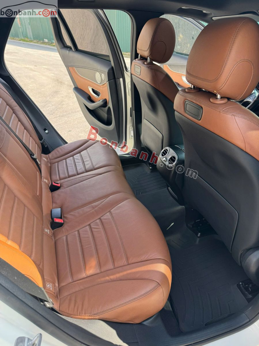 Bán ô tô Mercedes Benz GLC 300 4Matic - 2017 - xe cũ