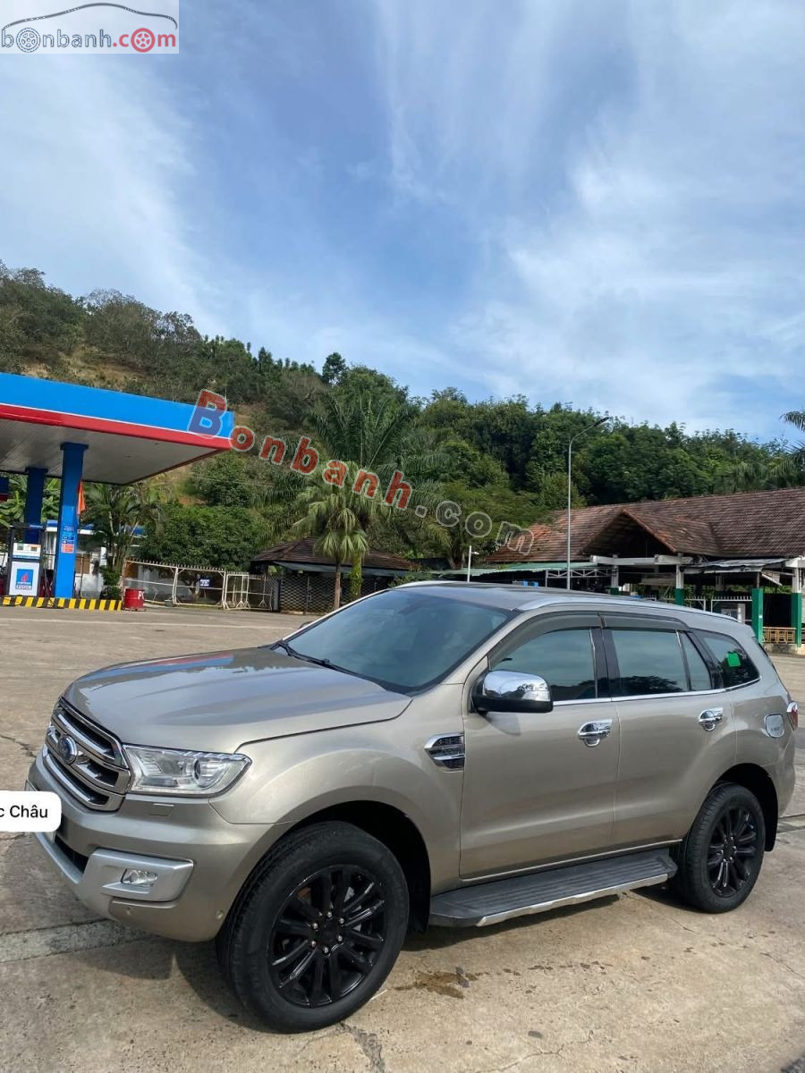 Bán ô tô Ford Everest Titanium 2.2L 4x2 AT - 2016 - xe cũ