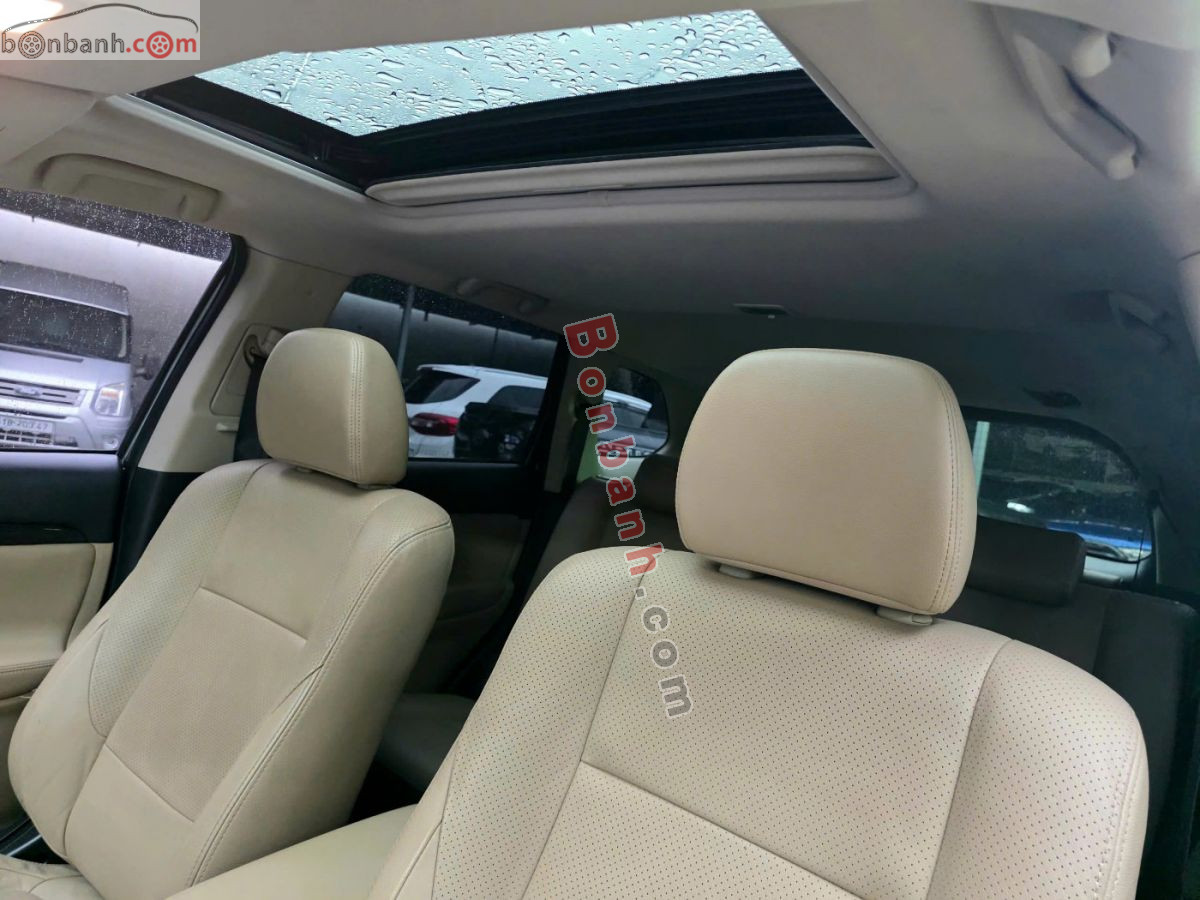 Bán ô tô Mitsubishi Outlander 2.0 CVT Premium - 2018 - xe cũ