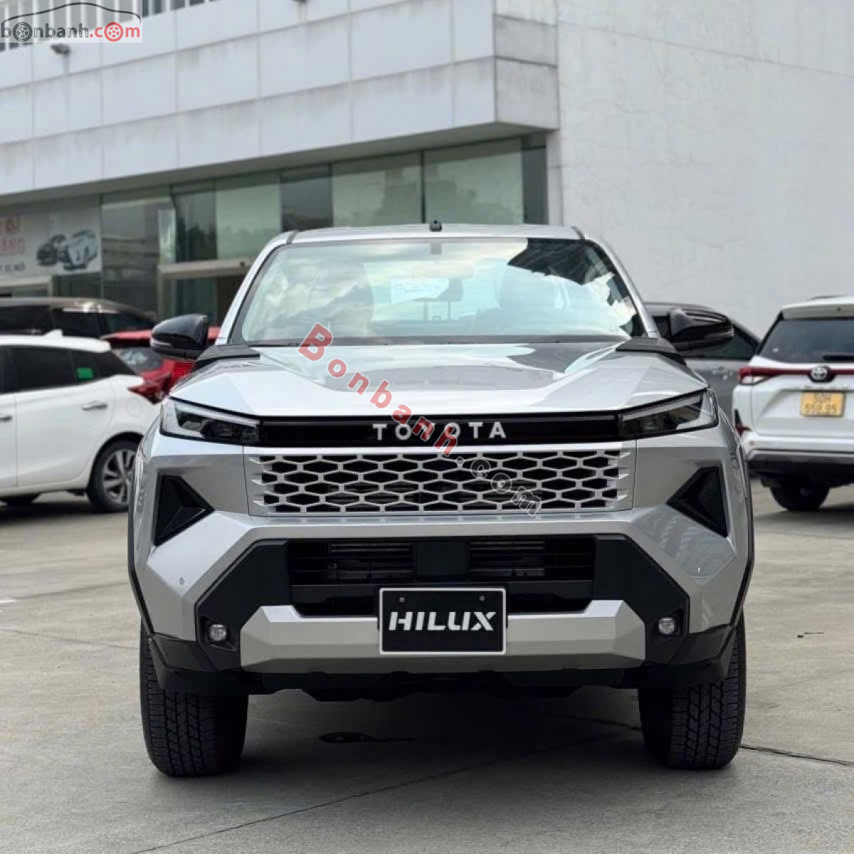 Bán ô tô Toyota Hilux Pro 2.8L 4x2 AT - 2026 - xe mới