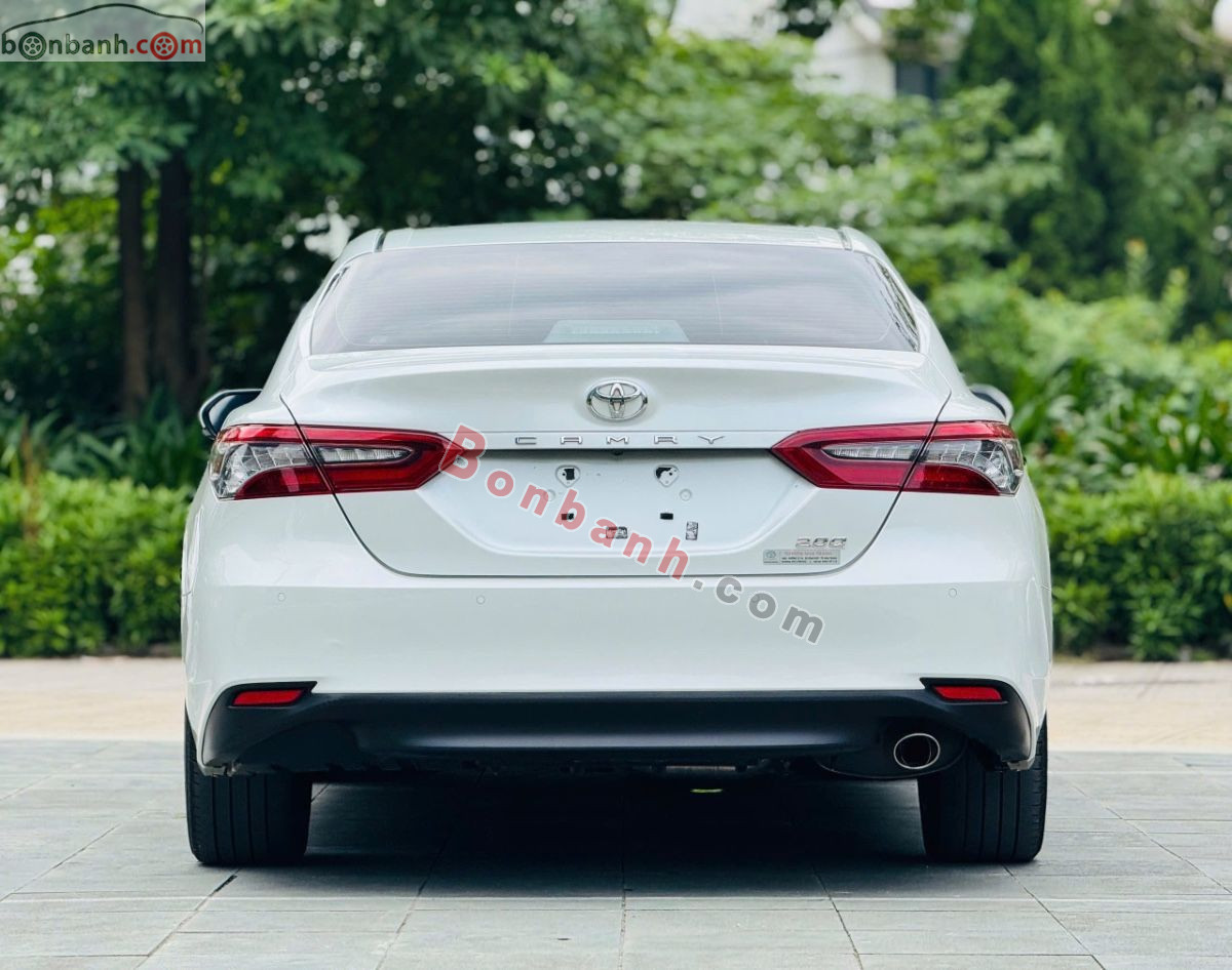 Bán ô tô Toyota Camry 2.0Q - 2022 - xe cũ