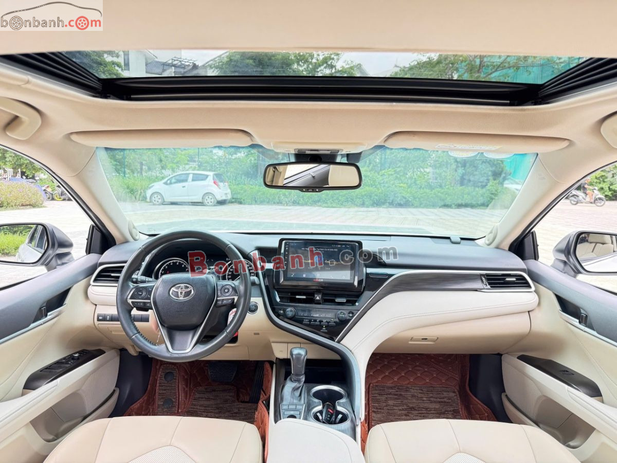 Bán ô tô Toyota Camry 2.0Q - 2022 - xe cũ