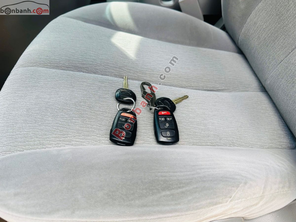 Bán ô tô Kia Carnival EX 2.7 MT - 2009 - xe cũ