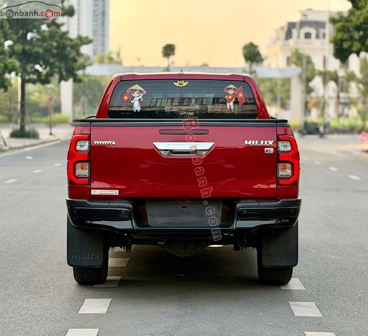 Bán ô tô Toyota Hilux 2.4L 4x2 AT - 2024 - xe cũ