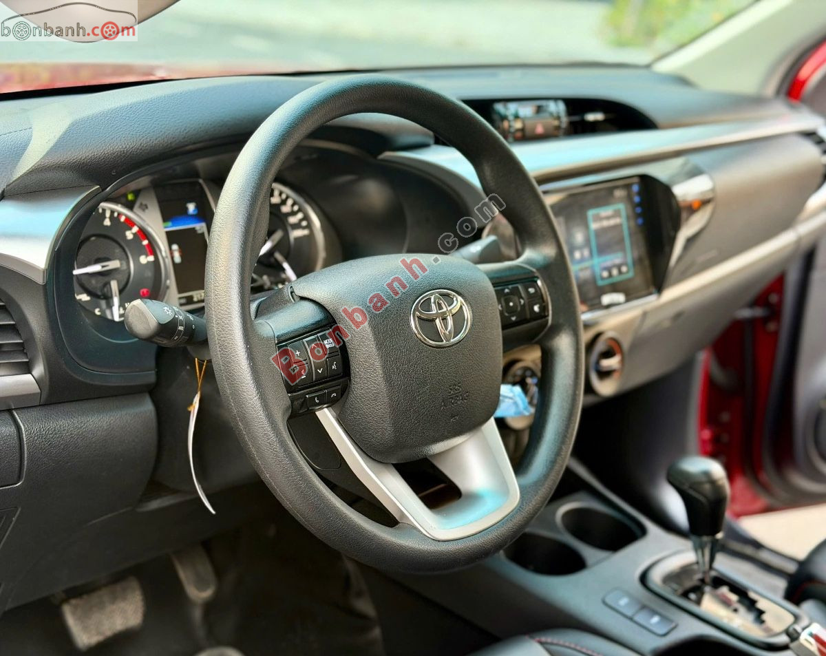 Bán ô tô Toyota Hilux 2.4L 4x2 AT - 2024 - xe cũ