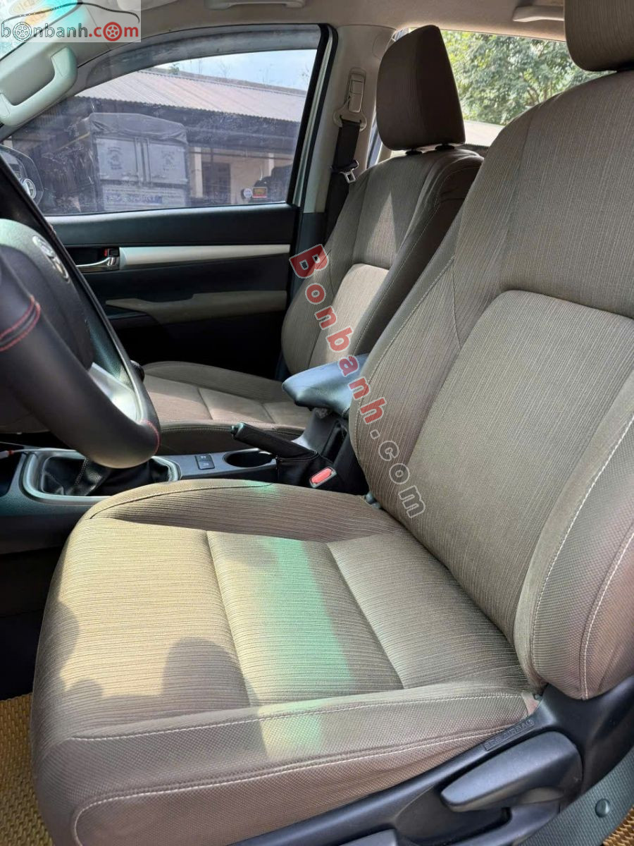 Bán ô tô Toyota Hilux 2.8G 4x4 AT - 2018 - xe cũ