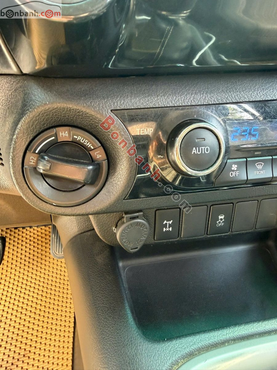 Bán ô tô Toyota Hilux 2.8G 4x4 AT - 2018 - xe cũ