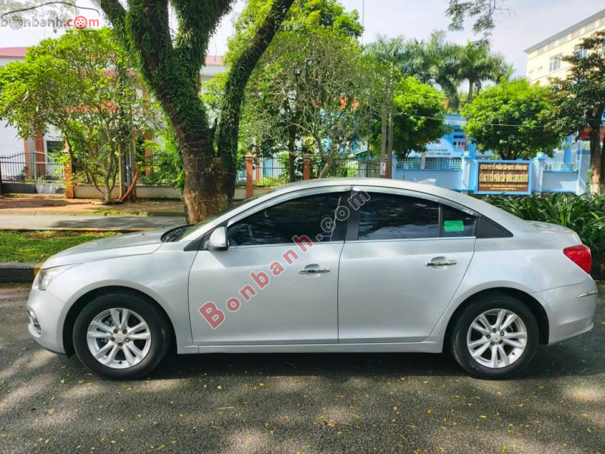 Bán ô tô Chevrolet Cruze LT 1.6L - 2017 - xe cũ