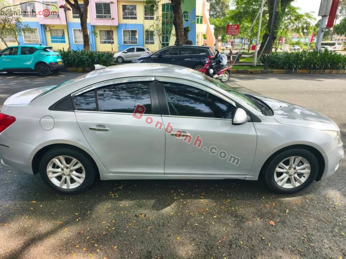 Bán ô tô Chevrolet Cruze LT 1.6L - 2017 - xe cũ