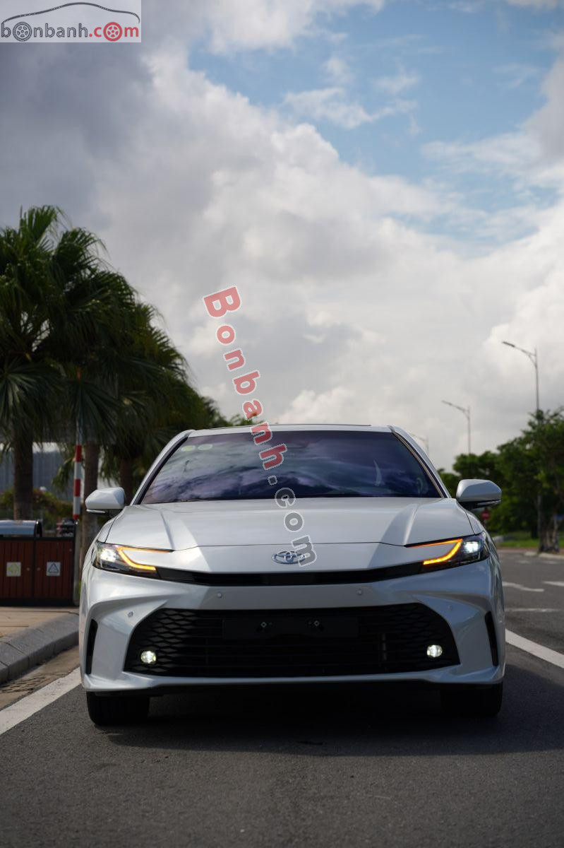Bán ô tô Toyota Camry 2.0Q - 2025 - xe cũ