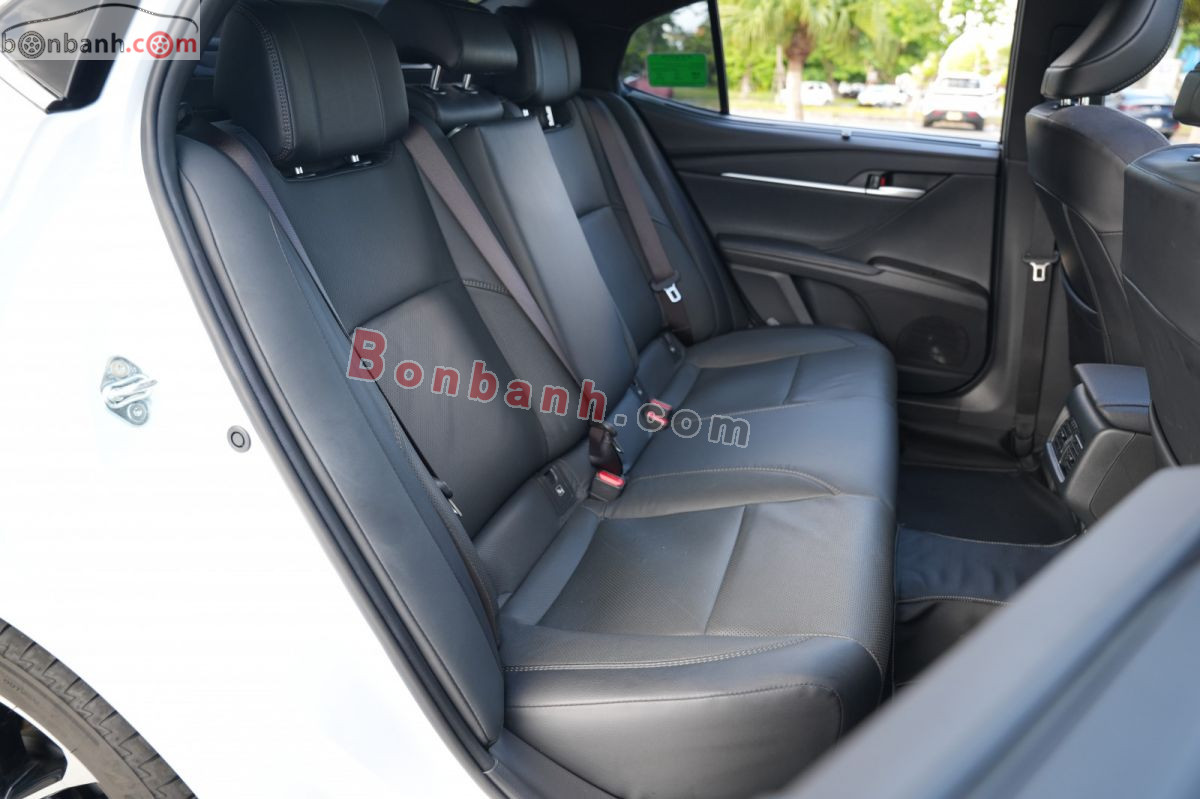 Bán ô tô Toyota Camry 2.0Q - 2025 - xe cũ