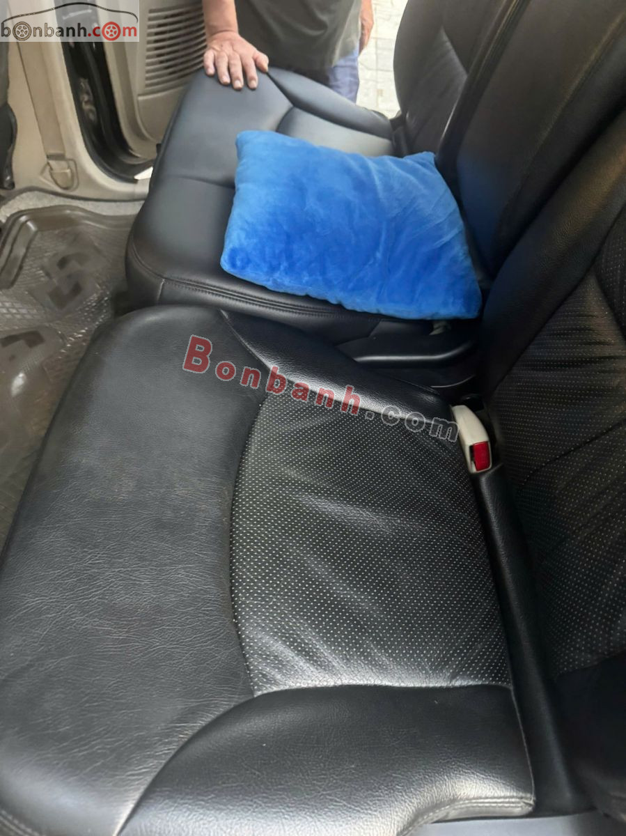 Bán ô tô Mitsubishi Grandis 2.4 AT - 2010 - xe cũ