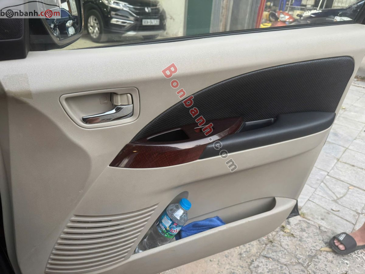 Bán ô tô Mitsubishi Grandis 2.4 AT - 2010 - xe cũ