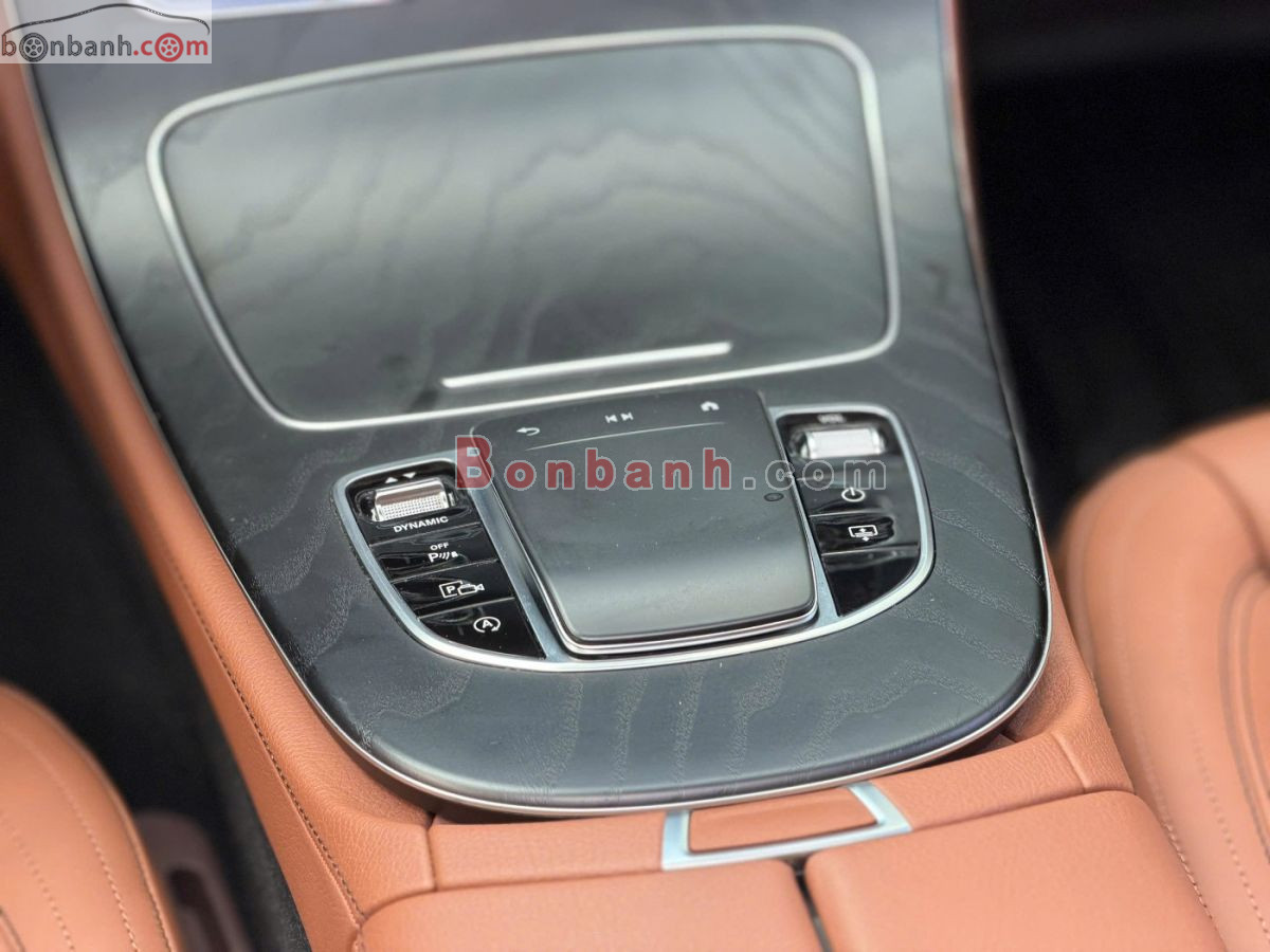 Bán ô tô Mercedes Benz E class E300 AMG - 2022 - xe cũ