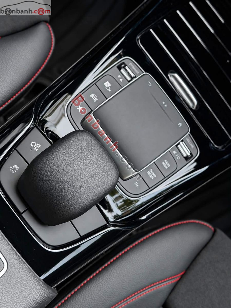 Bán ô tô Mercedes Benz A class A - 2022 - xe cũ