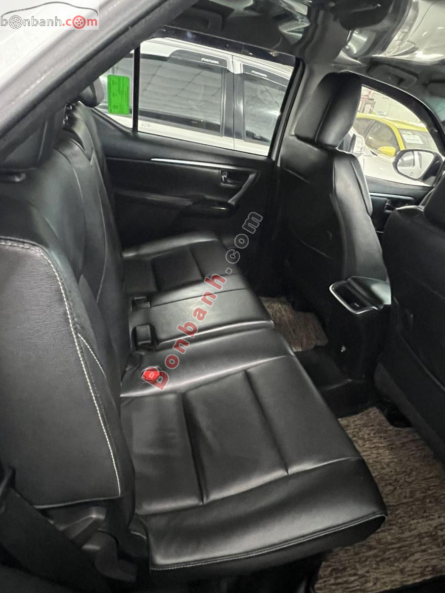 Bán ô tô Toyota Fortuner 2.4L 4x2 AT - 2022 - xe cũ