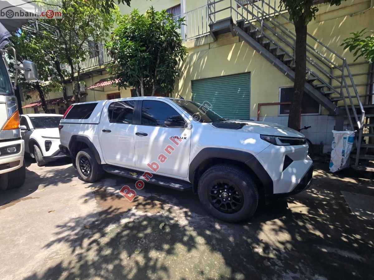 Bán ô tô Toyota Hilux Pro 2.8L 4x2 AT - 2026 - xe mới