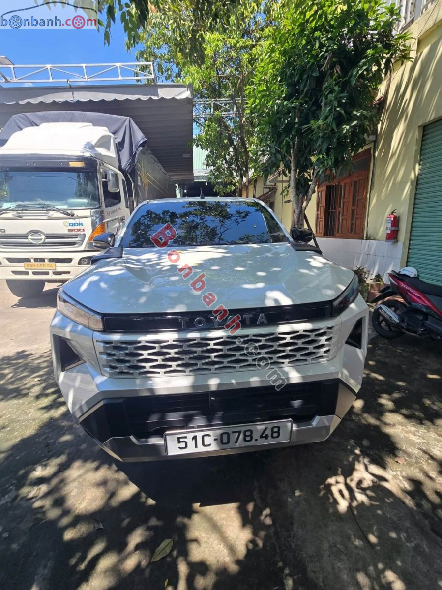 Bán ô tô Toyota Hilux Pro 2.8L 4x2 AT - 2026 - xe mới