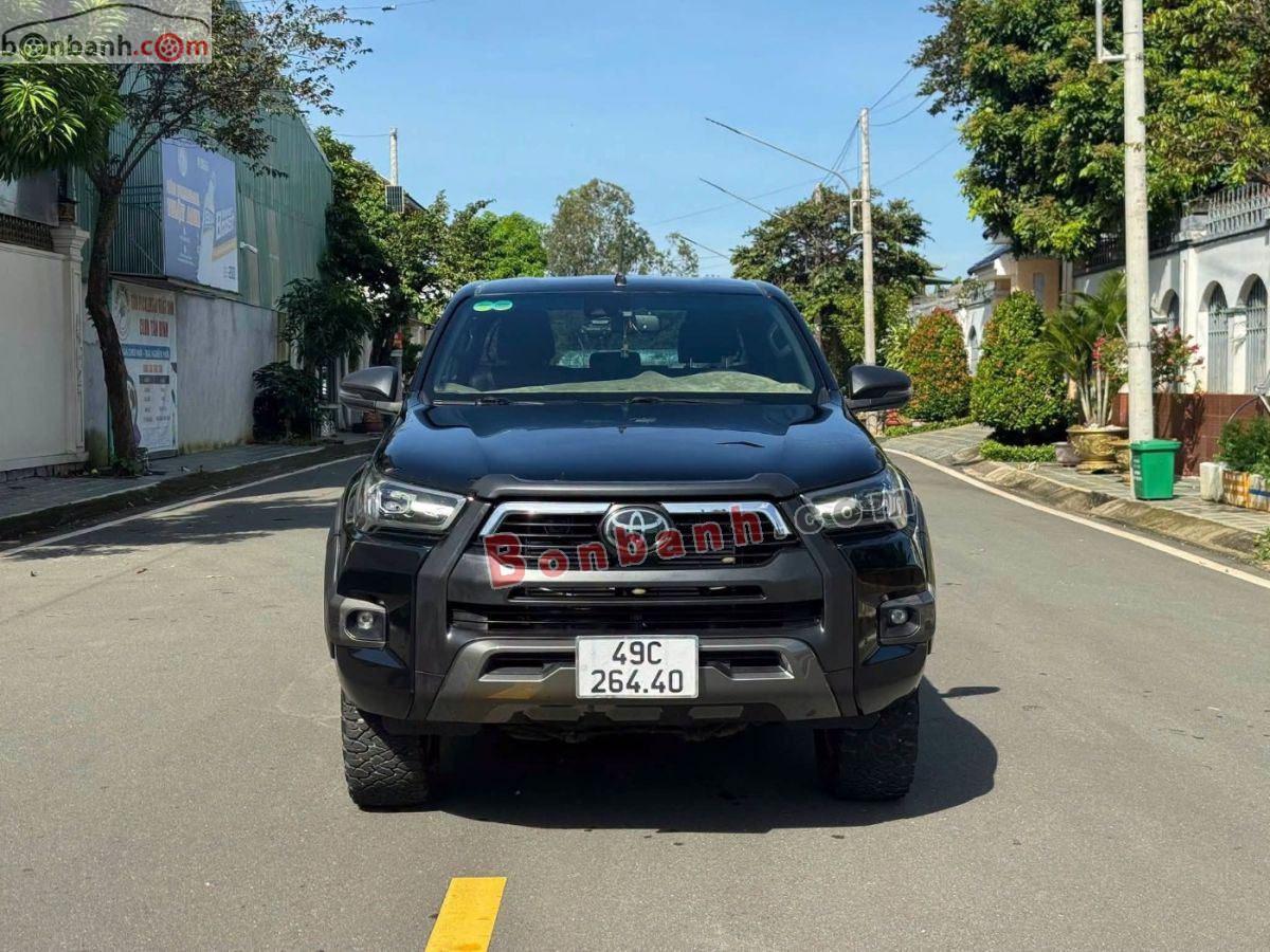 Bán ô tô Toyota Hilux 2.8L 4x4 AT - 2021 - xe cũ