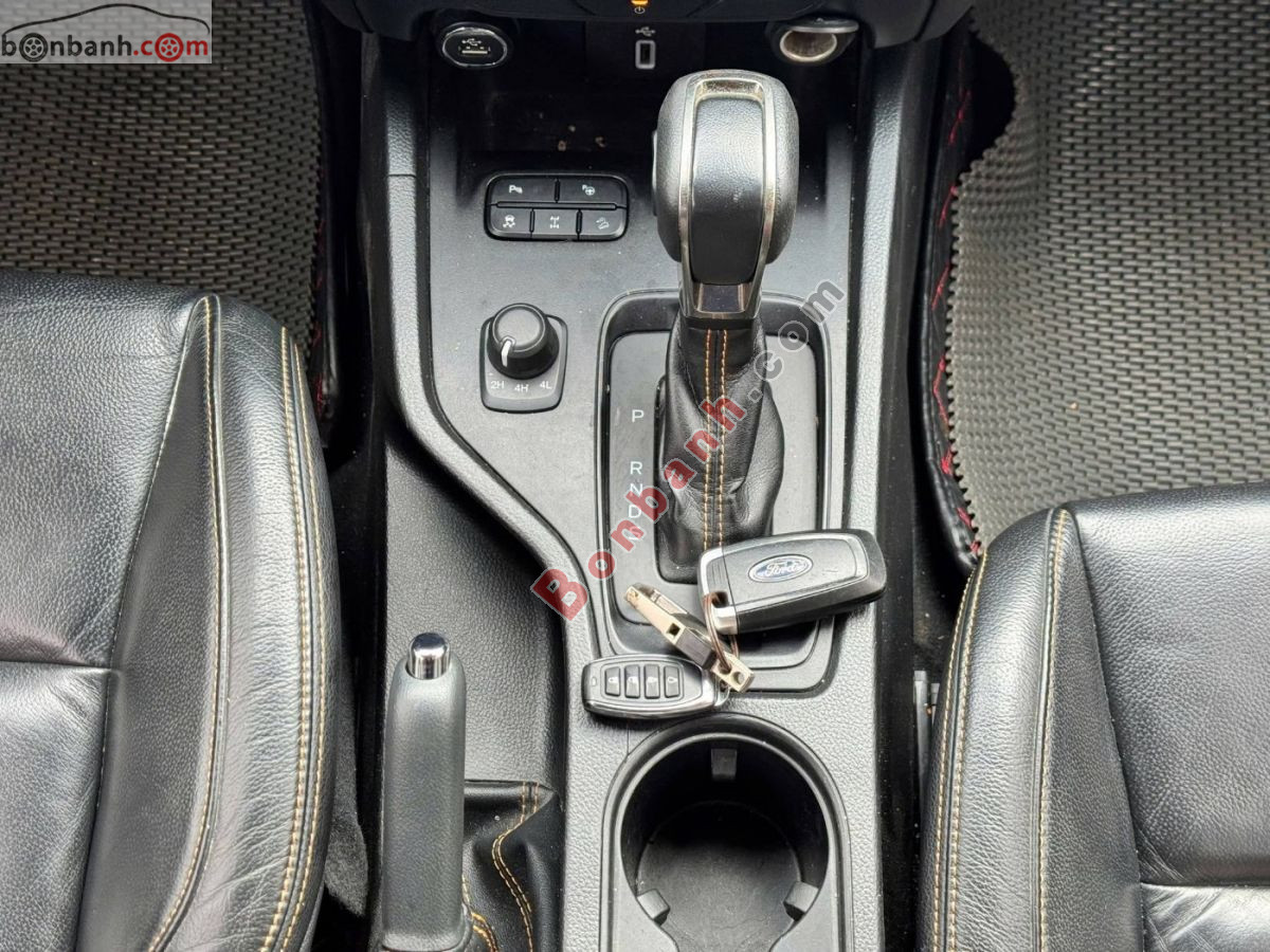 Bán ô tô Ford Ranger Wildtrak 2.0L 4x4 AT - 2022 - xe cũ