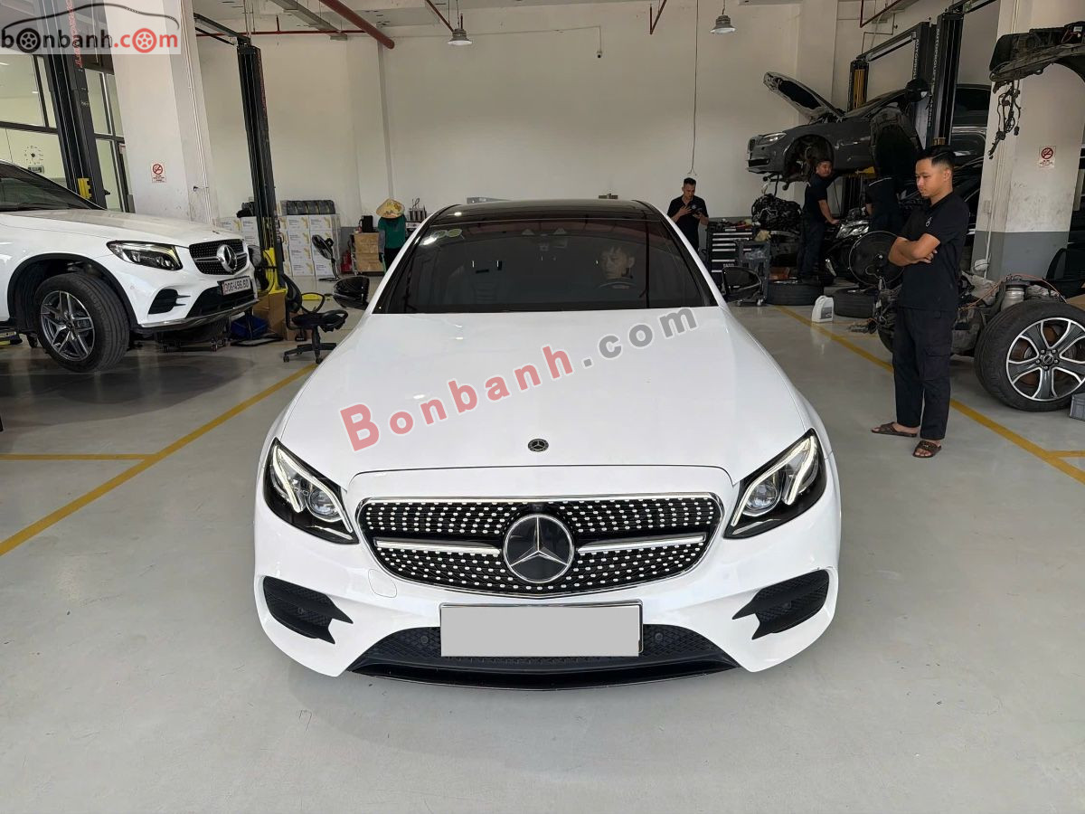 Bán ô tô Mercedes Benz E class E300 AMG - 2019 - xe cũ
