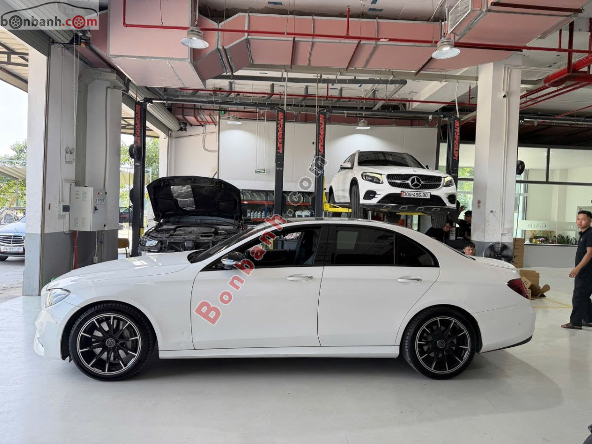 Bán ô tô Mercedes Benz E class E300 AMG - 2019 - xe cũ