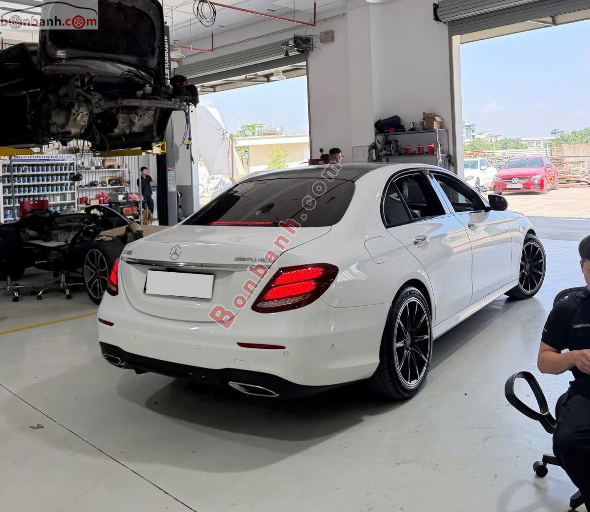 Bán ô tô Mercedes Benz E class E300 AMG - 2019 - xe cũ