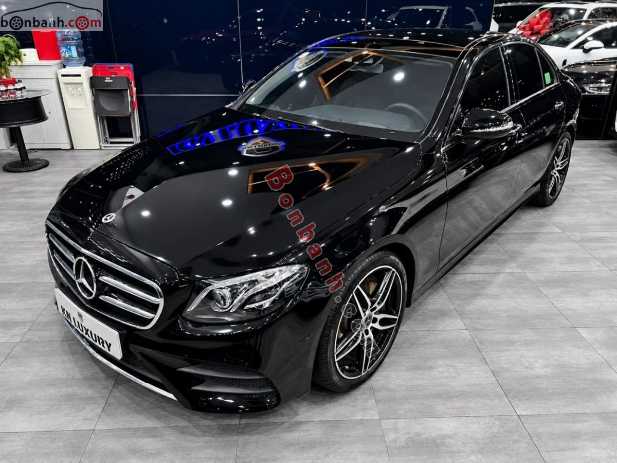 Bán ô tô Mercedes Benz E class E300 AMG - 2019 - xe cũ