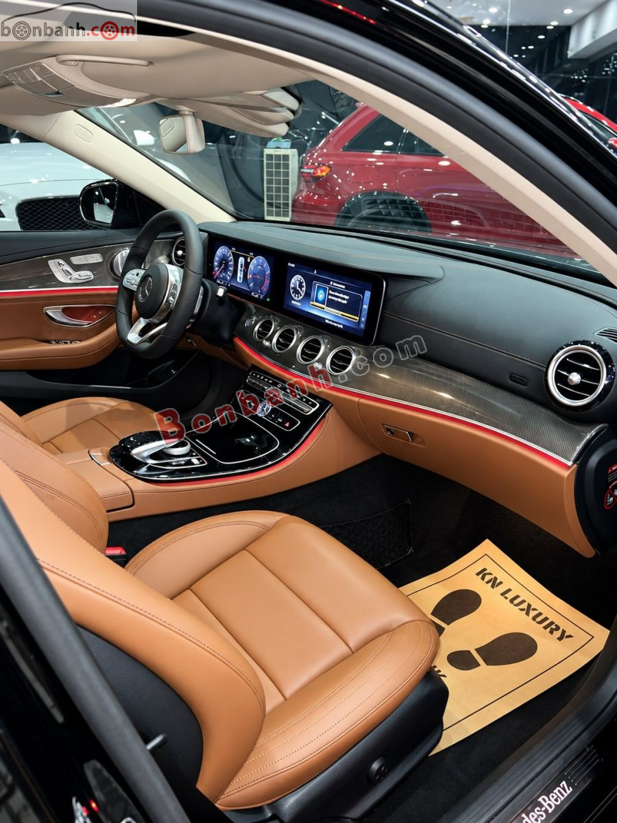 Bán ô tô Mercedes Benz E class E300 AMG - 2019 - xe cũ