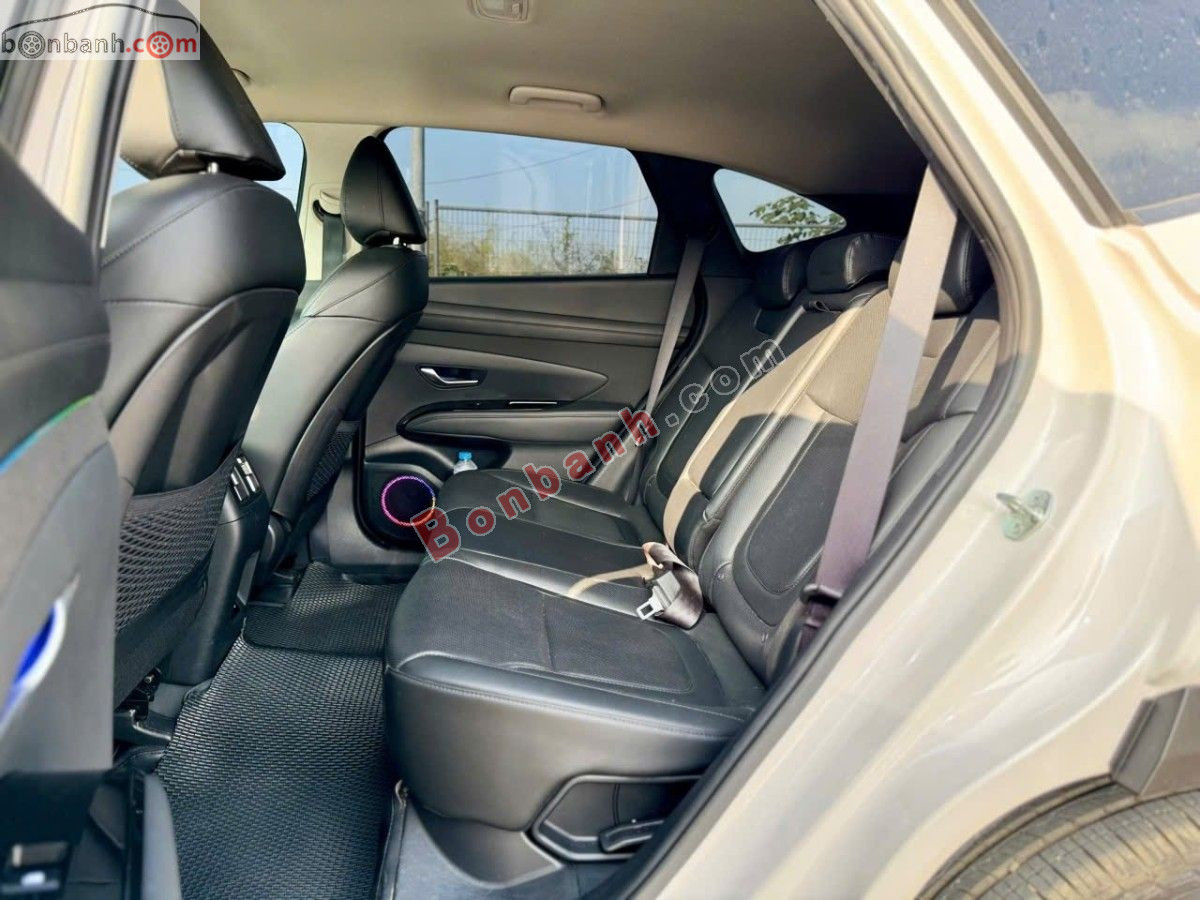 Bán ô tô Hyundai Tucson 2.0 AT Đặc biệt - 2025 - xe cũ