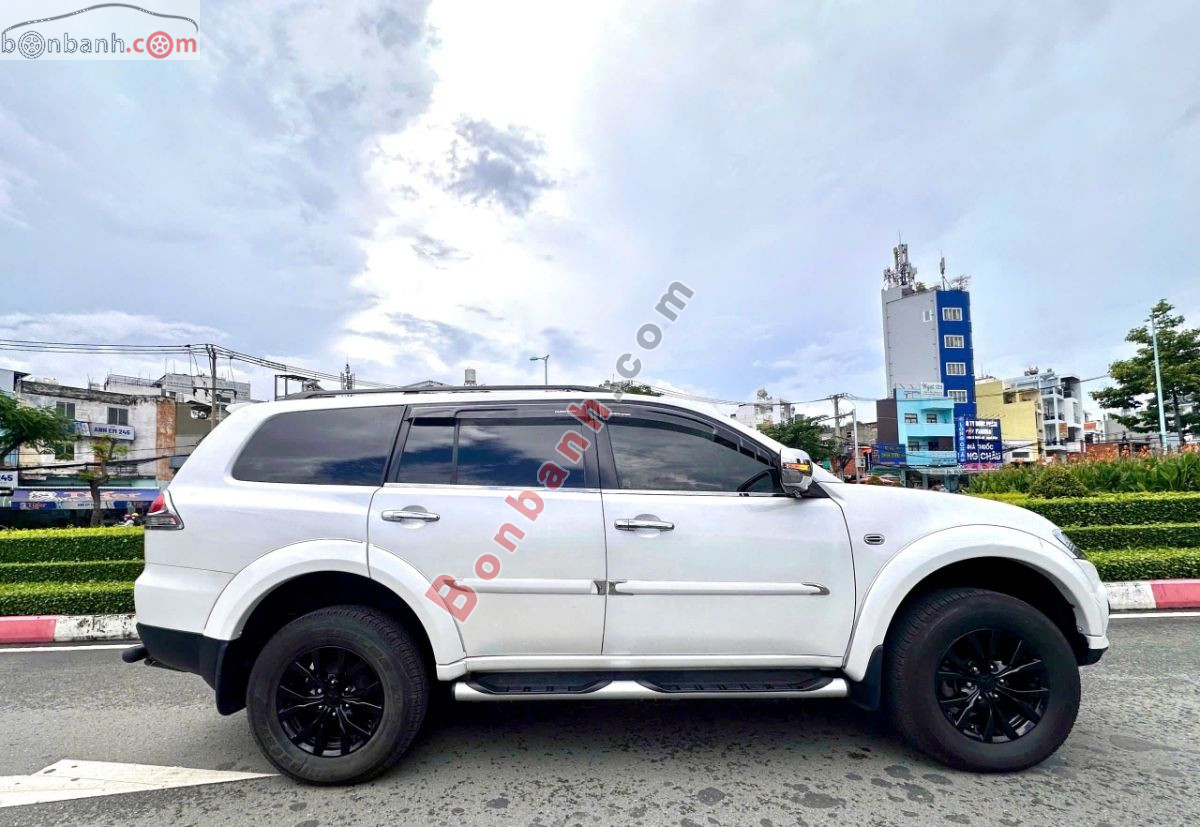 Bán ô tô Mitsubishi Pajero Sport 3.0G 4x2 AT - 2016 - xe cũ