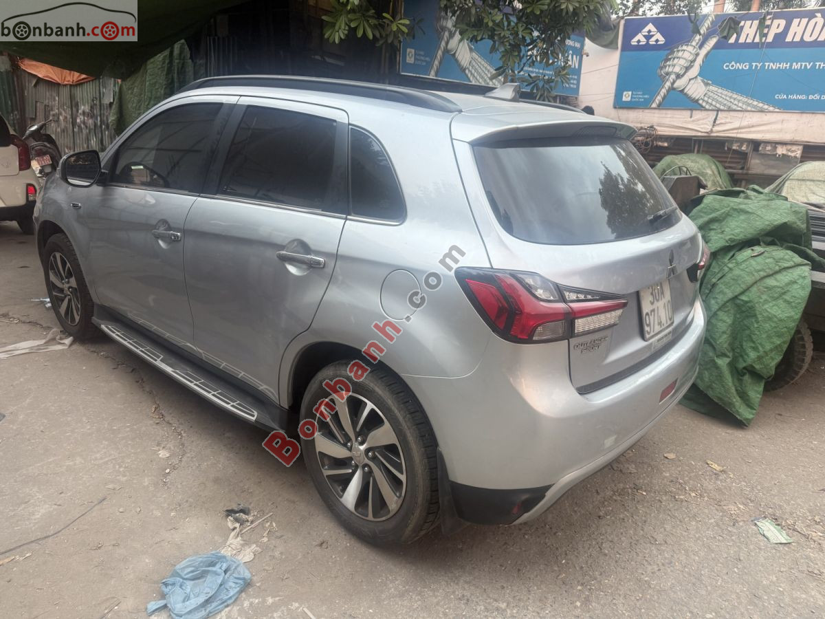 Bán ô tô Mitsubishi Outlander 2.0 CVT - 2016 - xe cũ