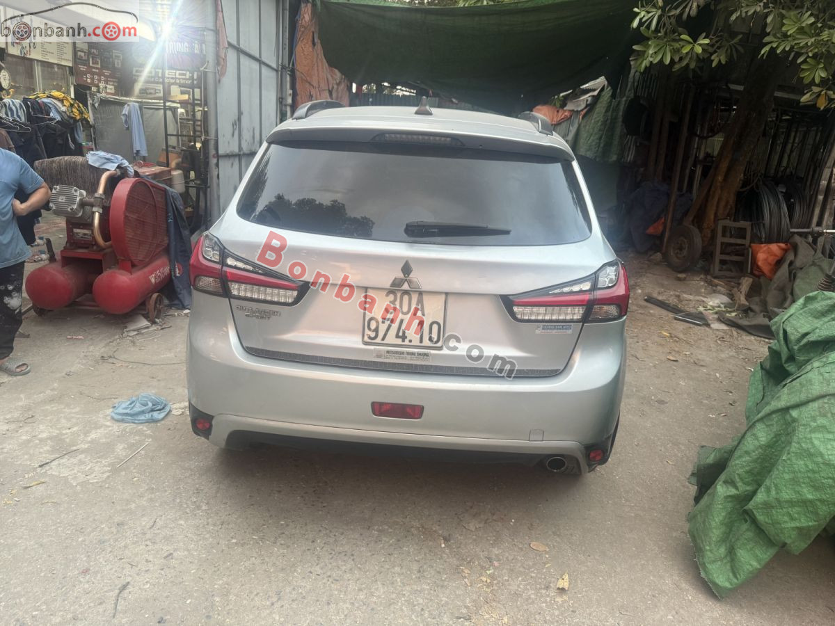 Bán ô tô Mitsubishi Outlander 2.0 CVT - 2016 - xe cũ