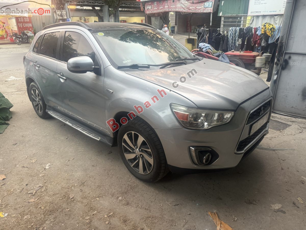 Bán ô tô Mitsubishi Outlander 2.0 CVT - 2016 - xe cũ