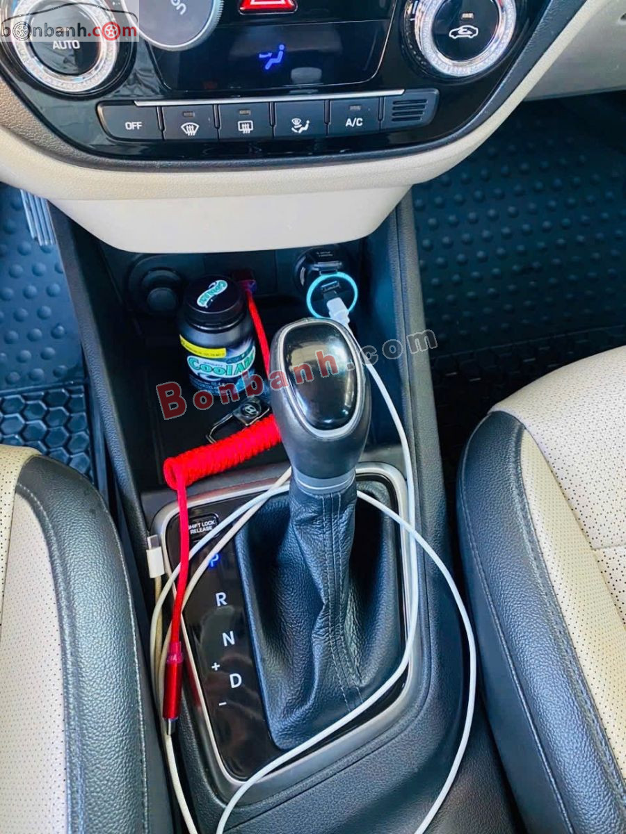 Bán ô tô Hyundai Accent 1.4 AT Đặc Biệt - 2021 - xe cũ