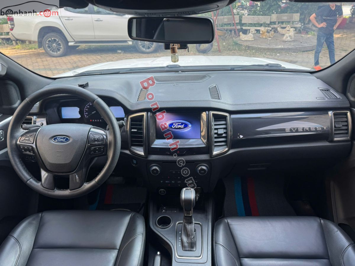 Bán ô tô Ford Everest Titanium 2.0L 4x2 AT - 2020 - xe cũ