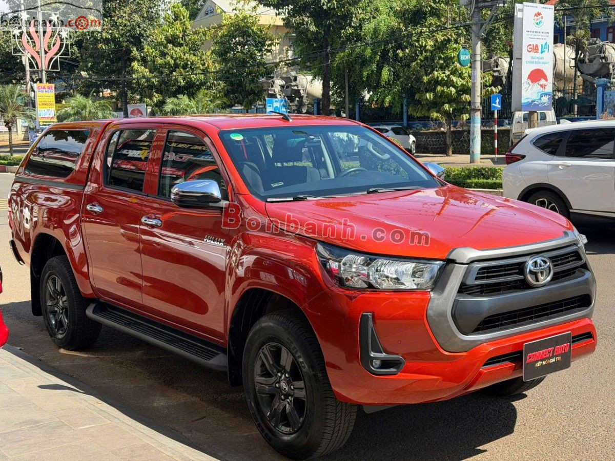 Bán ô tô Toyota Hilux 2.4L 4x2 AT - 2021 - xe cũ