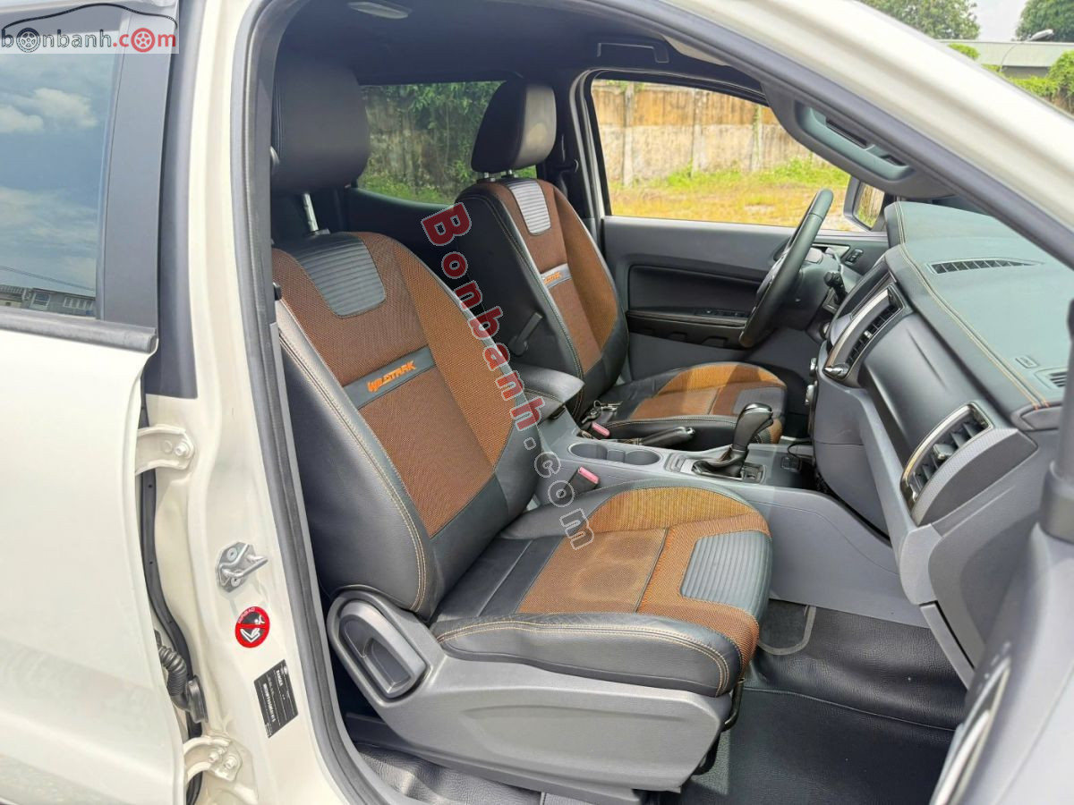 Bán ô tô Ford Ranger Wildtrak 2.2L 4x2 AT - 2015 - xe cũ