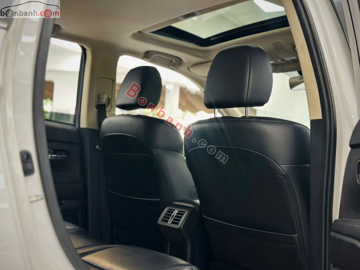 Bán ô tô Mitsubishi Outlander 2.0 CVT Premium - 2020 - xe cũ